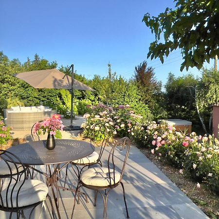 Gite De Charme 5 Etoiles Pour Couple Avec Sauna Et Jacuzzi Exterieurs Privatifs Peaugres Ngoại thất bức ảnh